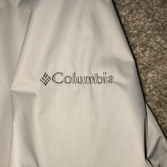 Columbia Raincoat - Picture 2 of 3